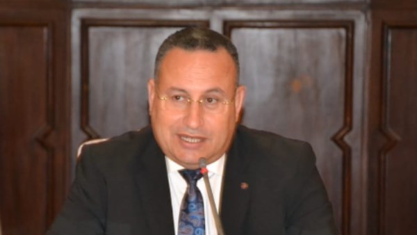 الدكتور عبدالعزيز قنصوة