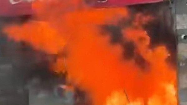 صورة من الحريق