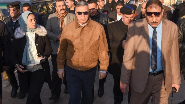 محافظ الإسكندرية في جولة بالعجمي