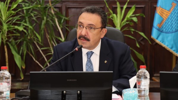 مجلس التعليم بجامعة الإسكندرية يشيد بانتظام امتحانات الترم الأول