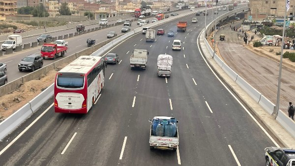 نائب وزير النقل يفتتح كوبري العامرية بعد الانتهاء من أعمال تطويره