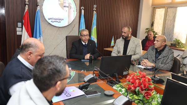 اجتماع بشركة الصرف الصحي 