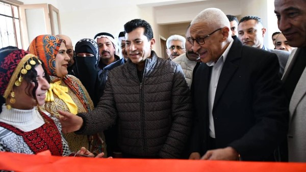 وزير الشباب والرياضة