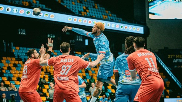 كاب فيردي ضد الجزائر