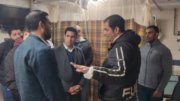 وكيل وزارة الصحة خلال الجولة