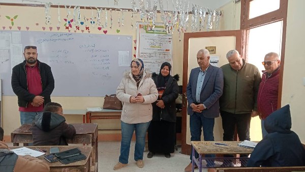 وكيل تعليم مطروح خلال الجولة 