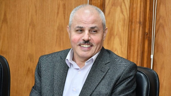 رئيس جامعة قناة السويس