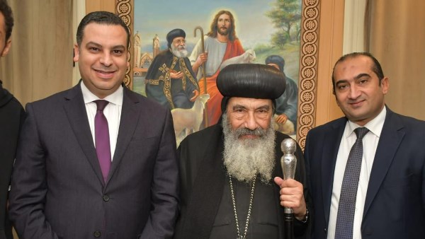 نيابةً عن محافظ بورسعيد…نائب المحافظ والسكرتير العام يزوران عددًا من الكنائس بالمحافظة ويقدمان التهنئة بعيد الميلاد المجيد