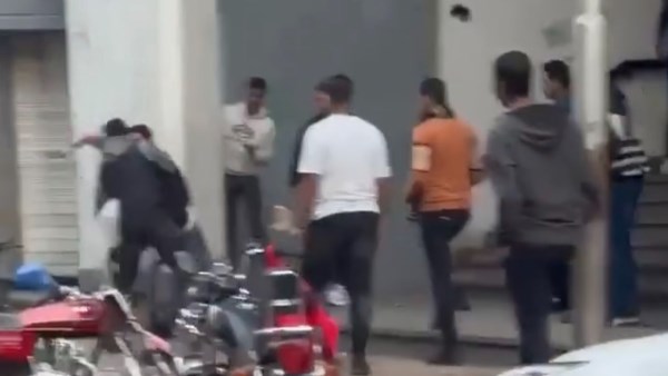 ضبط المتهمين بالتشاجر أمام مجمع بريد بورسعيد بأسلحة بيضاء 