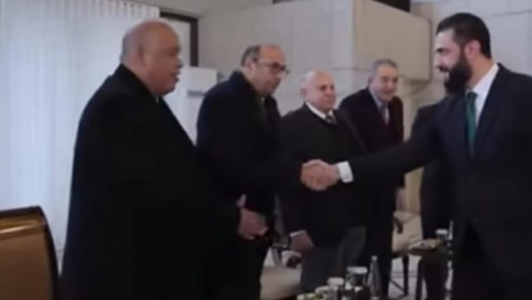 سعده" عقب لقاءه الرئيس السوري: رجال الأعمال المصريين يطمحون لإقامة مشروعات كبرى في سوريا