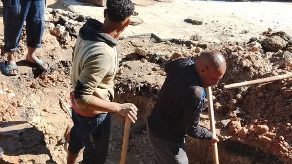 تحرك فوري لإصلاح كسر ماسورة مياه للشرب بمنطقة بنك الاسكان 