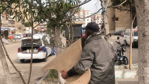 حملة مكبرة بحي الزهور