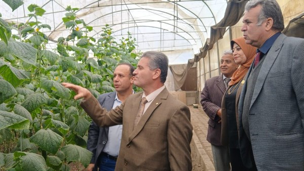نائب رئيس جامعة بنها يتفقد الوحدات الإنتاجية بكلية الزراعة لمتابعة تطوير الإنتاج الزراعي والسمكي