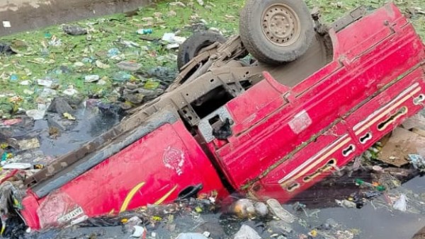 انقلاب سيارة 