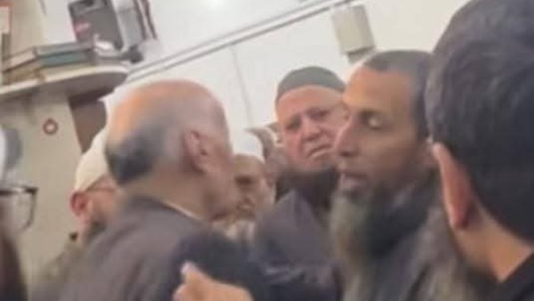 جانب من الجنازة 