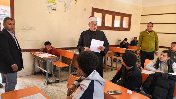 القليوبية الأزهرية.. طلاب الشهادة الإعدادية يؤدون امتحاني العلوم والإنجليزية
