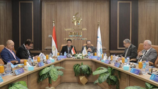 مجلس جامعة بنها الأهلية 