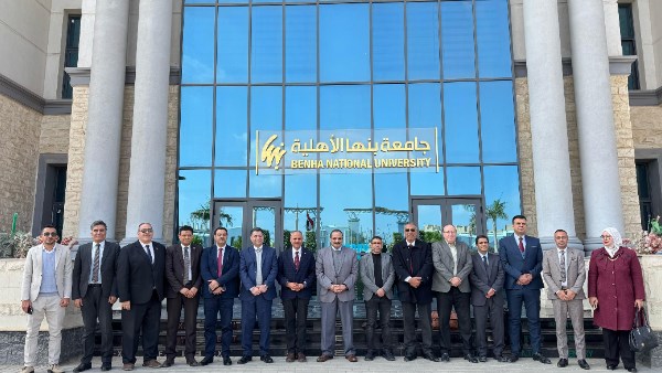 جامعة بنها الأهلية تعقد أول اجتماع للأساتذة الزائرين والباحثين بمركز البحوث والتطوير