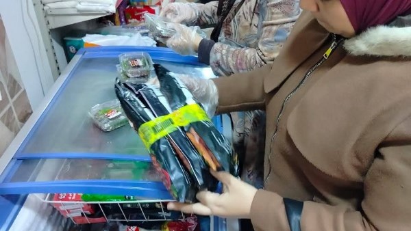 اسماك مجهولة المصدر بالغربية 