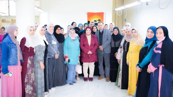 «قومي المرأة» يختتم تدريبات مشغل المجلس بقرية الدوايدة| صور