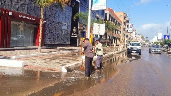 كسح مياه الأمطار في كفر الشيخ 