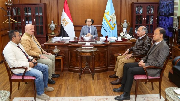 محافظ كفر الشيخ.. 