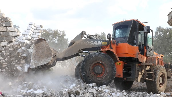 محافظ كفر الشيخ: إزالة 11 حالة تعدٍ بقلين ضمن الموجة الـ 28 | صور