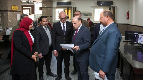 خلال جولة بسيدي غازي.. محافظ كفر الشيخ يوجه بإنجاز طلبات المواطنين| صور