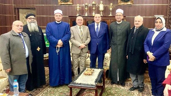 وفد بيت العائلة مع مدير أمن كفر الشيخ 