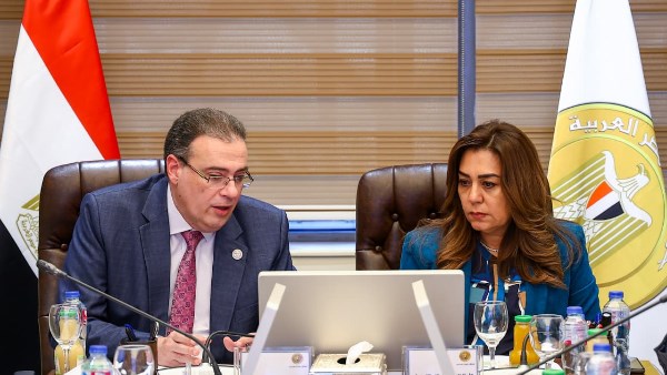 اجتماع وزيرة التنمية المحلية 