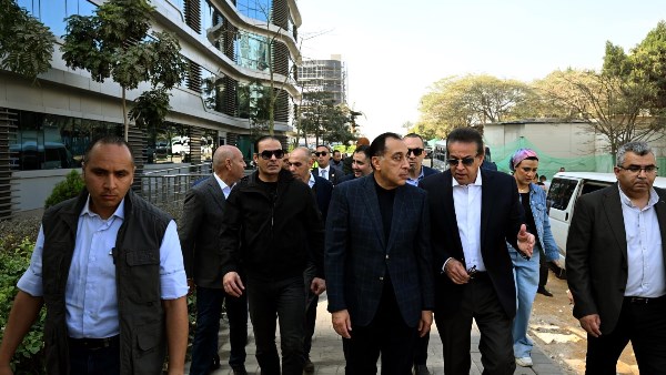 مدبولى :  25 مليار جنيه تكلفة تطوير 5 مستشفيات بالقاهرة والجيزة