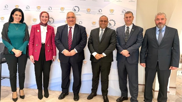  وفد مسئولي وزارة البترول يبحث في نيقوسيا تنفيذ ربط الغاز القبرصي بالتسهيلات المصرية