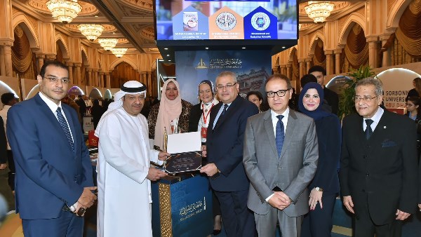 جانب من الفاعليات 