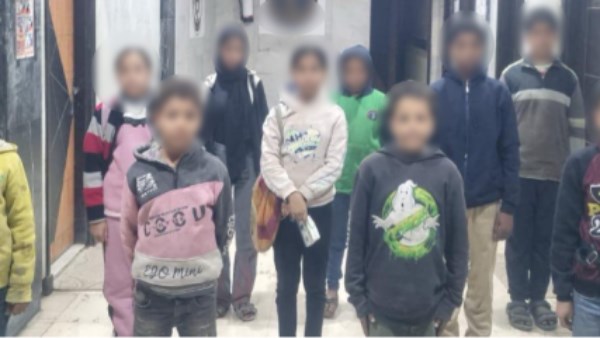 القبض على عصابة تستغل الأطفال فى أعمال التسول بالقاهرة القبض على عصابة تستغل الأطفال فى أعمال التسول بالقاهرة