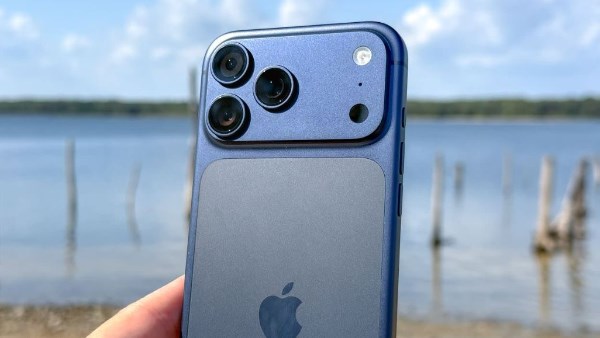 آيفون 17 برو