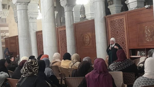 جهود دعوية ومجتمعية متميزة لواعظات الأوقاف