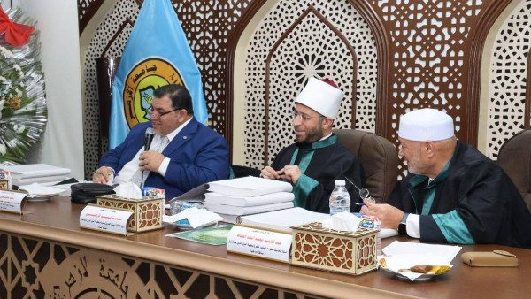 وزير الأوقاف يشارك في مناقشة رسالة ماجستير