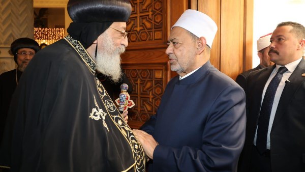 جانب من اللقاء بين شيخ الأزهر والبابا تواضروس 