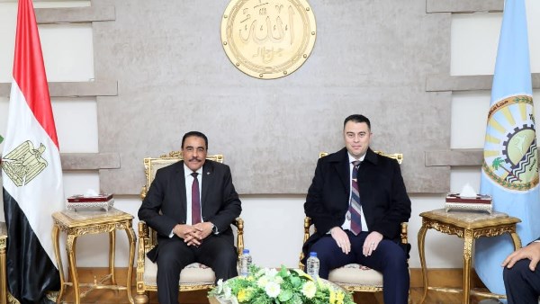 رئيس المحطات النووية ومحافظ مطروح