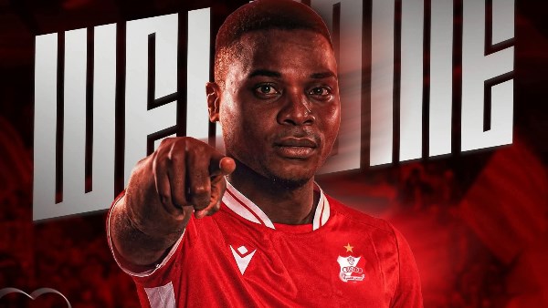 الأهلي الليبي يعلن التعاقد رسميا مع لويس ميكيسوني لاعب الأهلي السابق