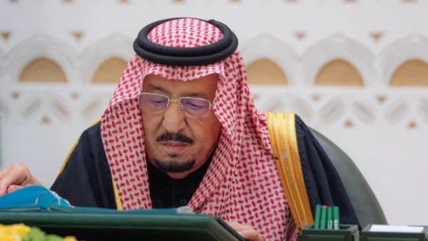 خادم الحرمين 