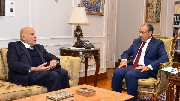 عبد العاطي ومجدي يعقوب 