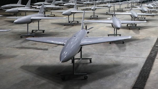 طائرات مسيرة 