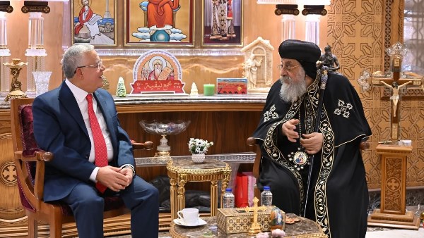 التهنئة بعيد الميلاد المجيد 