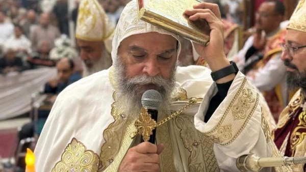 الأنبا بيشوي أسقف أسوان وتوابعها