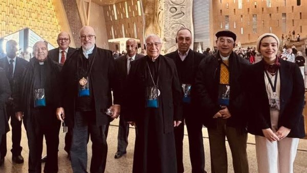 البطريرك يوسف العبسي يزور المتحف المصري