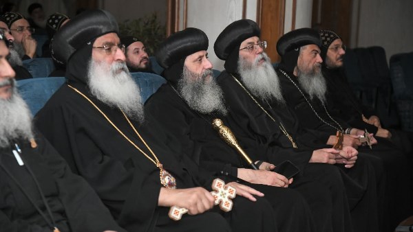 الآباء الأساقفة 