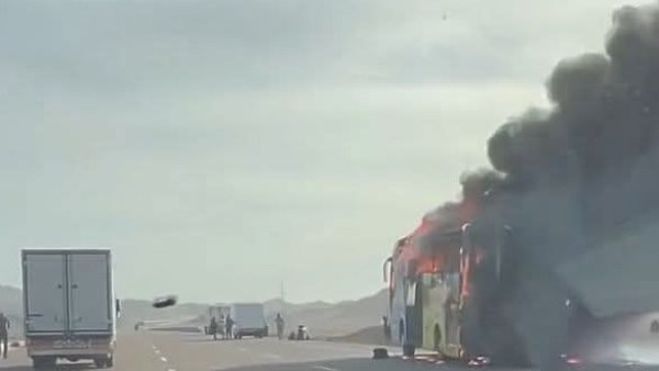 حريق الاتوبيس على طريق جنوب سيناء 