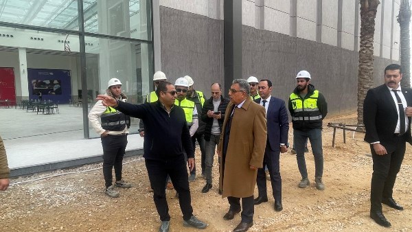 بـ4 مليارات جنيه.. محافظ الدقهلية يتفقد أعمال إنشاء المنطقة اللوجستية بجمصة