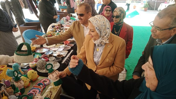 افتتاح معرض